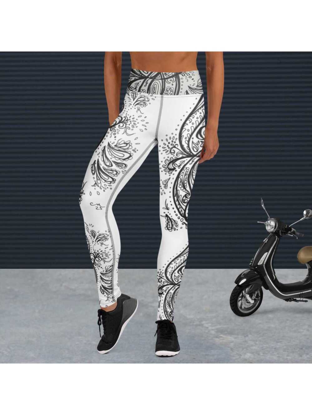 Paisley, Original Design Black and White Graphic Yoga Leggings